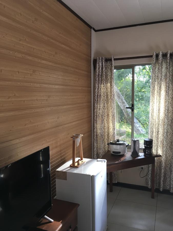 Casa Taupe Hotel Puerto Carrillo Eksteriør billede